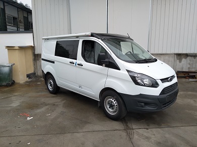 延龙汽车 延龙 121马力 4-6人 旅居车(LZL5030XLJDH)