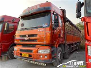 东风柳汽 乘龙 M5 九米六高栏车