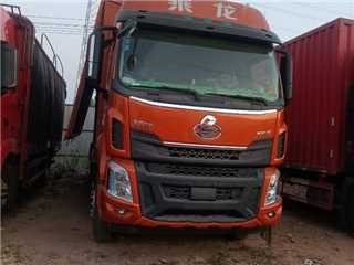 东风柳汽 乘龙 乘龙H5前四后四7米8双飞翼货车