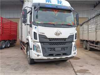 东风柳汽 乘龙 乘龙H5九米八大单桥厢车厢式货车