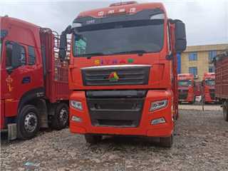 中国重汽 SITRAK G7H 汕德卡前四后八高栏货车货车