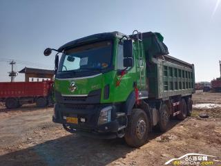 东风柳汽 乘龙 330马力轻量化自卸车