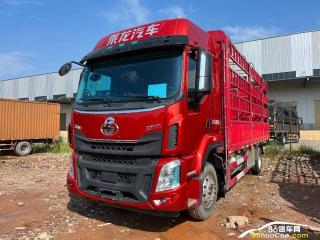 东风柳汽 乘龙 240马力6.8米高栏车货车