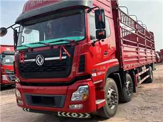 东风商用车 天龙 天龙前四后四9.6米高栏货车