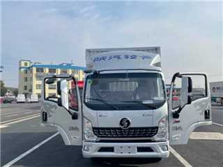 陕汽商用车 :送上海大牌 货车