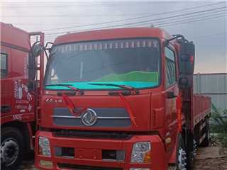 东风商用车 天锦 前四后四7米2平板