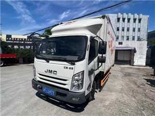 江铃 ：送上海大牌 货车