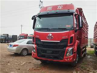 东风柳汽 乘龙 乘龙6米8高栏货车