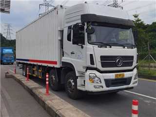 深圳二手东风商用车 天龙 9.6米带尾板