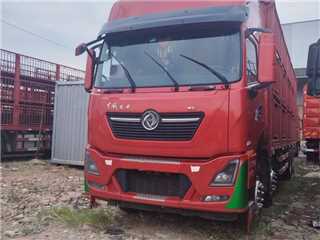东风商用车 天龙 天龙前四后八猪笼车