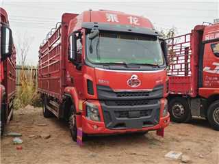 东风柳汽 乘龙 乘龙6米8高栏货车