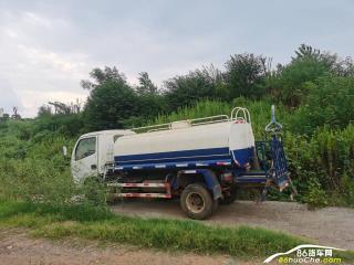 武汉二手东风股份 多利卡 4米2东风洒水车