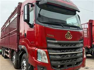 来宾二手东风柳汽 乘龙 乘龙H7前四后八高栏车