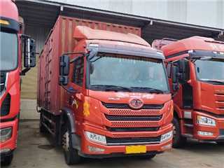 荆州二手青岛解放 龙V 解放7米8厢式货车