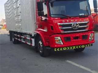 上汽红岩 杰狮 红岩9米8大单桥厢式货车