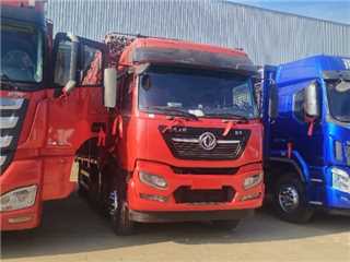 东风商用车 天锦 天锦前四后四7米8猪车