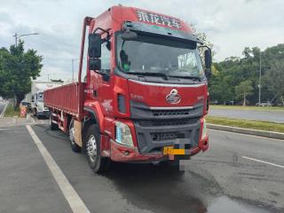 东风柳汽 乘龙 H5，9.6米