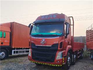 东风柳汽 乘龙 乘龙前四后四7米8平板