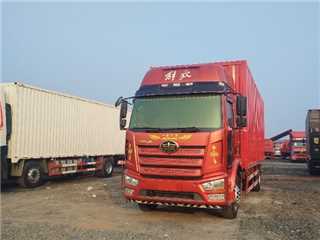 一汽解放 解放J6L 解放7米8厢车带尾板