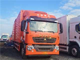 舟山二手中国重汽 豪沃TX 豪沃9米8厢车