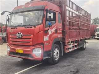 东莞二手一汽解放 J6F 6.8米高栏