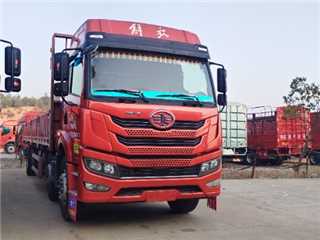 岳阳二手青岛解放 龙V 前四后四9米6平板