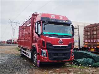 东风柳汽 乘龙 乘龙6米8高栏