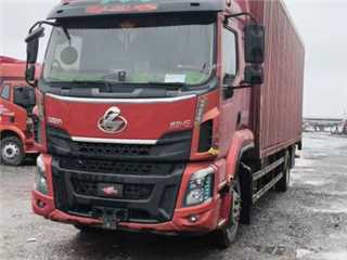 东风柳汽 乘龙 乘龙7米8厢车带尾板